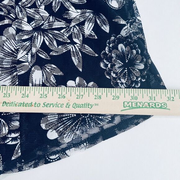 Est. 1946 Women's Short Sleeve Blouse Size 26W/28W Navy Blue Floral Overlay - Picture 14 of 16